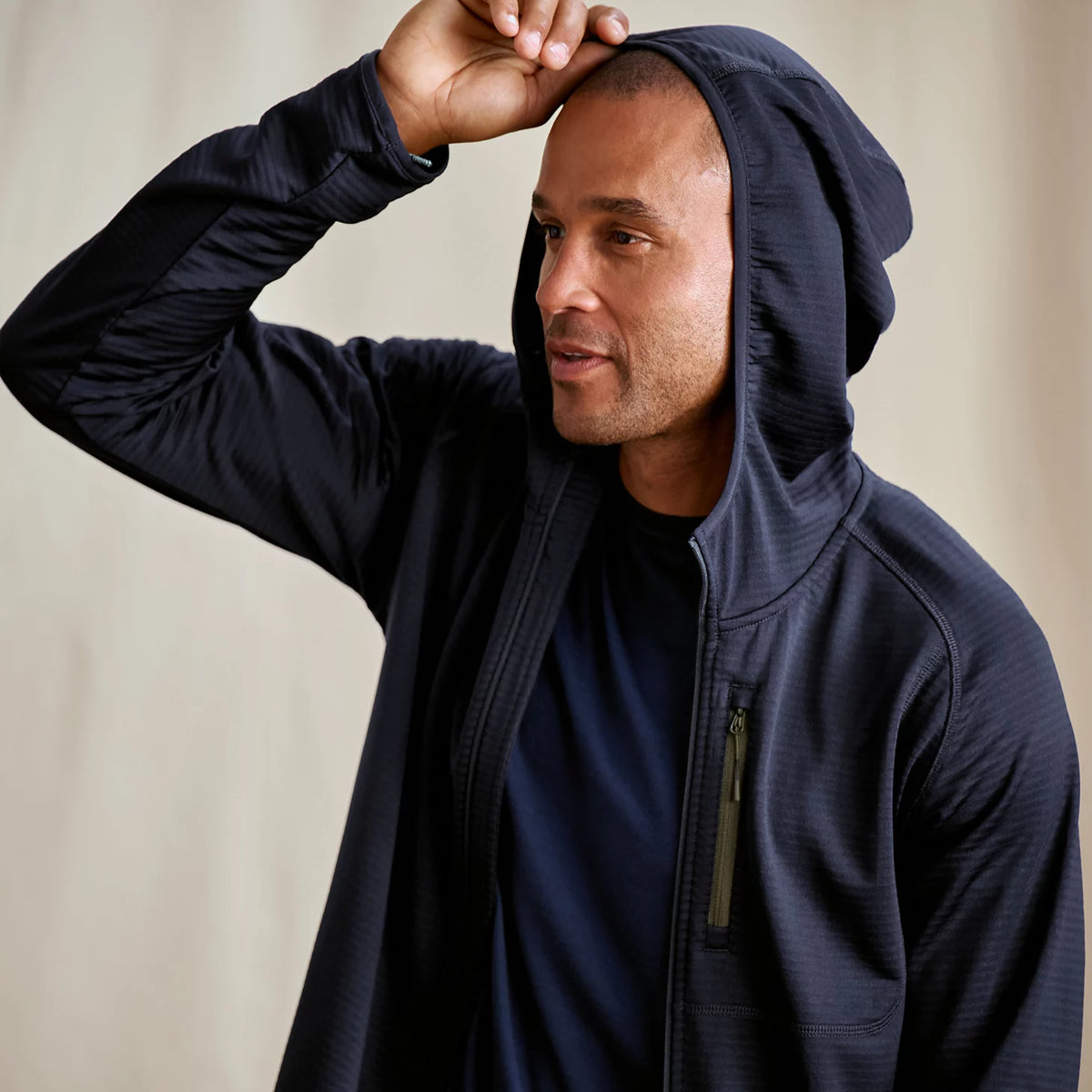 Orvis Featured | Horseshoe Hills Full-Zip Hoodie