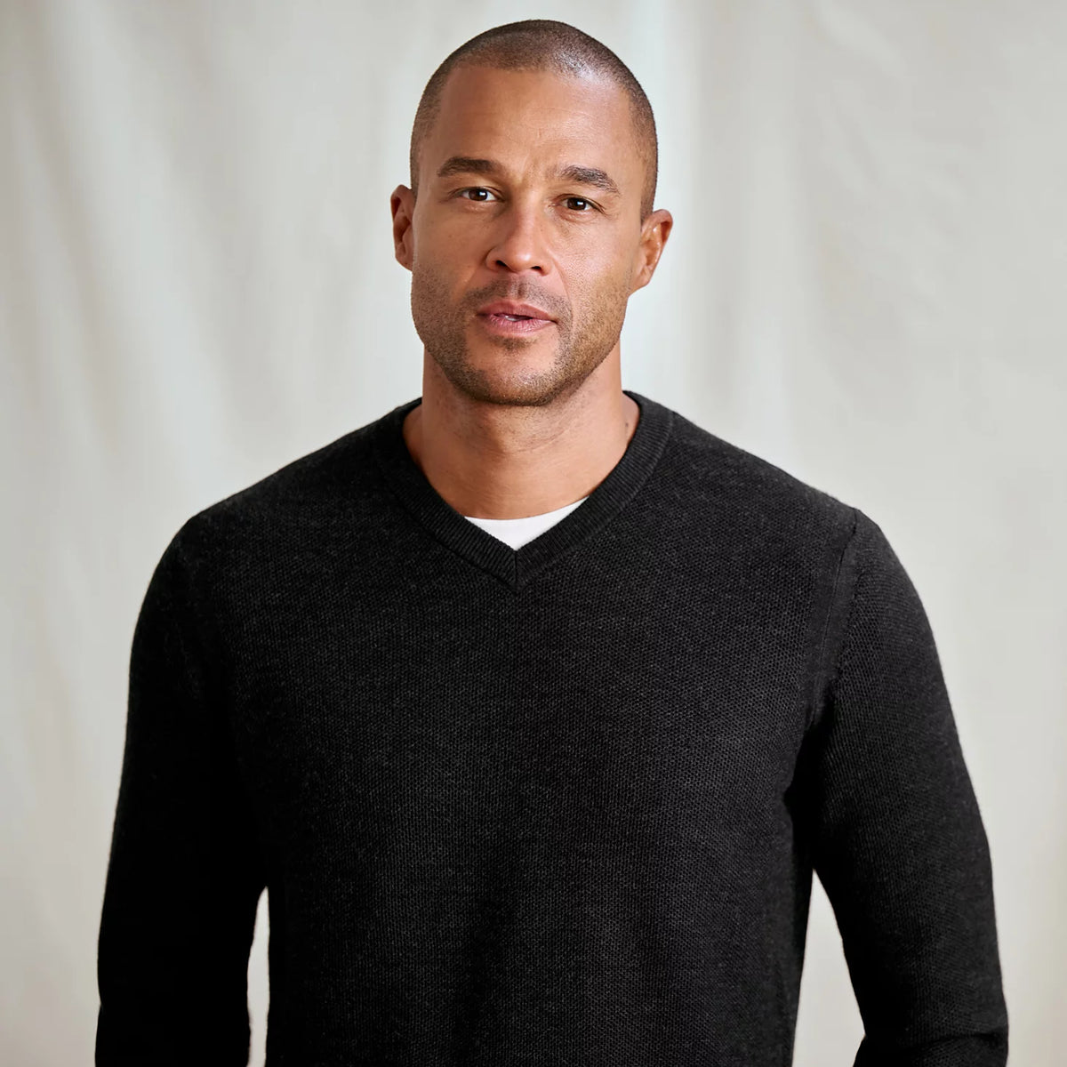 Orvis Smart Buy | Merino Piqué V-Neck Sweater