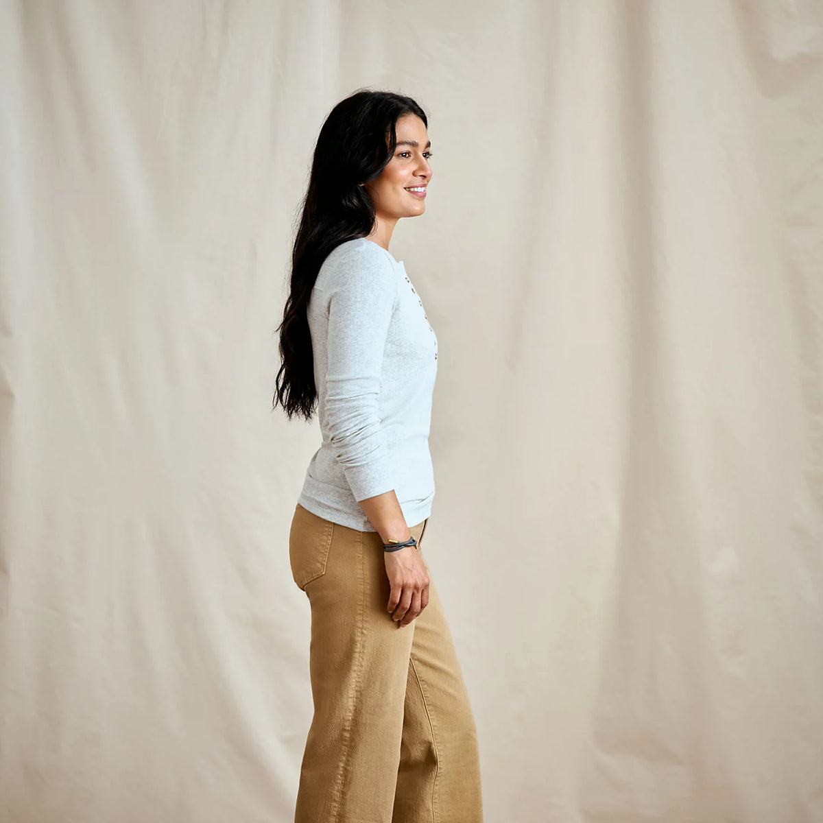 Orvis Customer Favorite | Ribbed Henley Long-Sleeve Tee