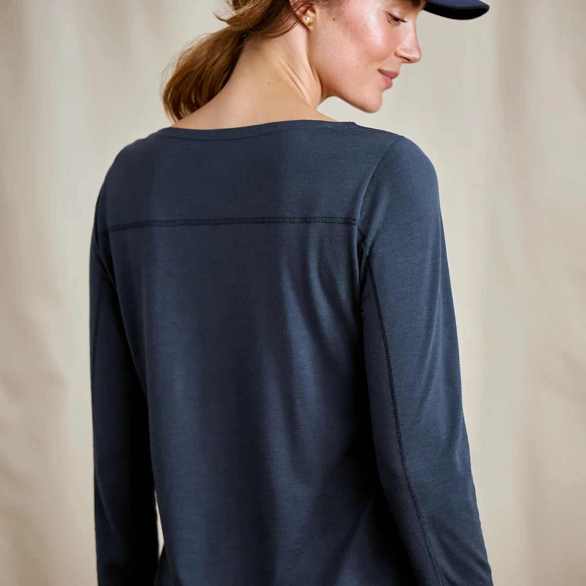 Orvis Special Offer | Outbound Merino 3/4-Sleeve Boatneck Tee
