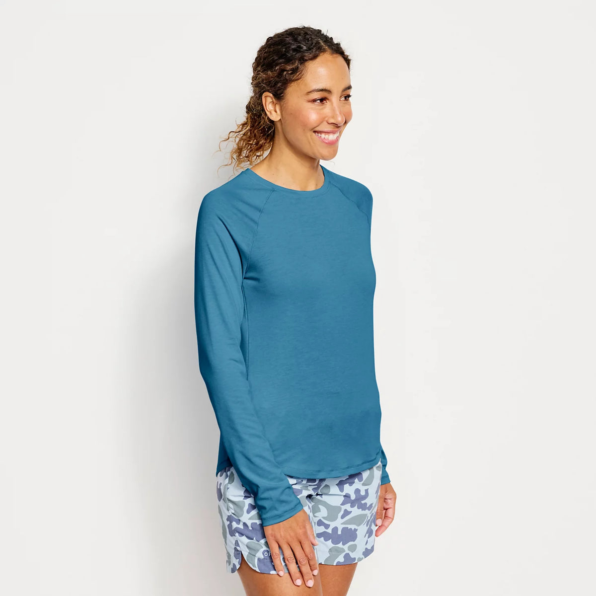 Orvis Deals | Women's DriCast™ Long-Sleeve Crew