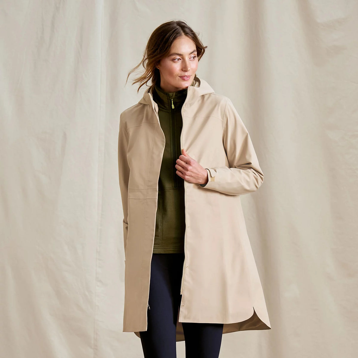 Orvis Exclusive | Women's Outbound Pack & Go Waterproof Parka
