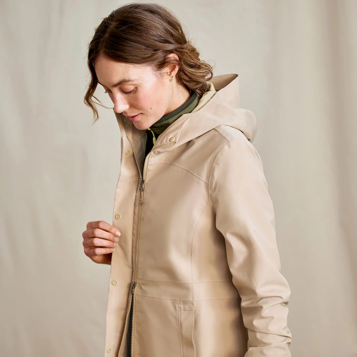 Orvis Exclusive | Women's Outbound Pack & Go Waterproof Parka