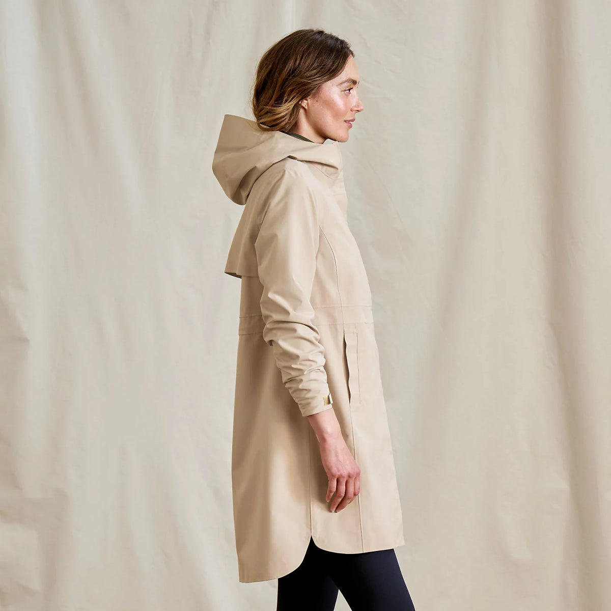 Orvis Exclusive | Women's Outbound Pack & Go Waterproof Parka