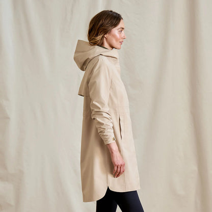 Orvis Exclusive | Women's Outbound Pack & Go Waterproof Parka