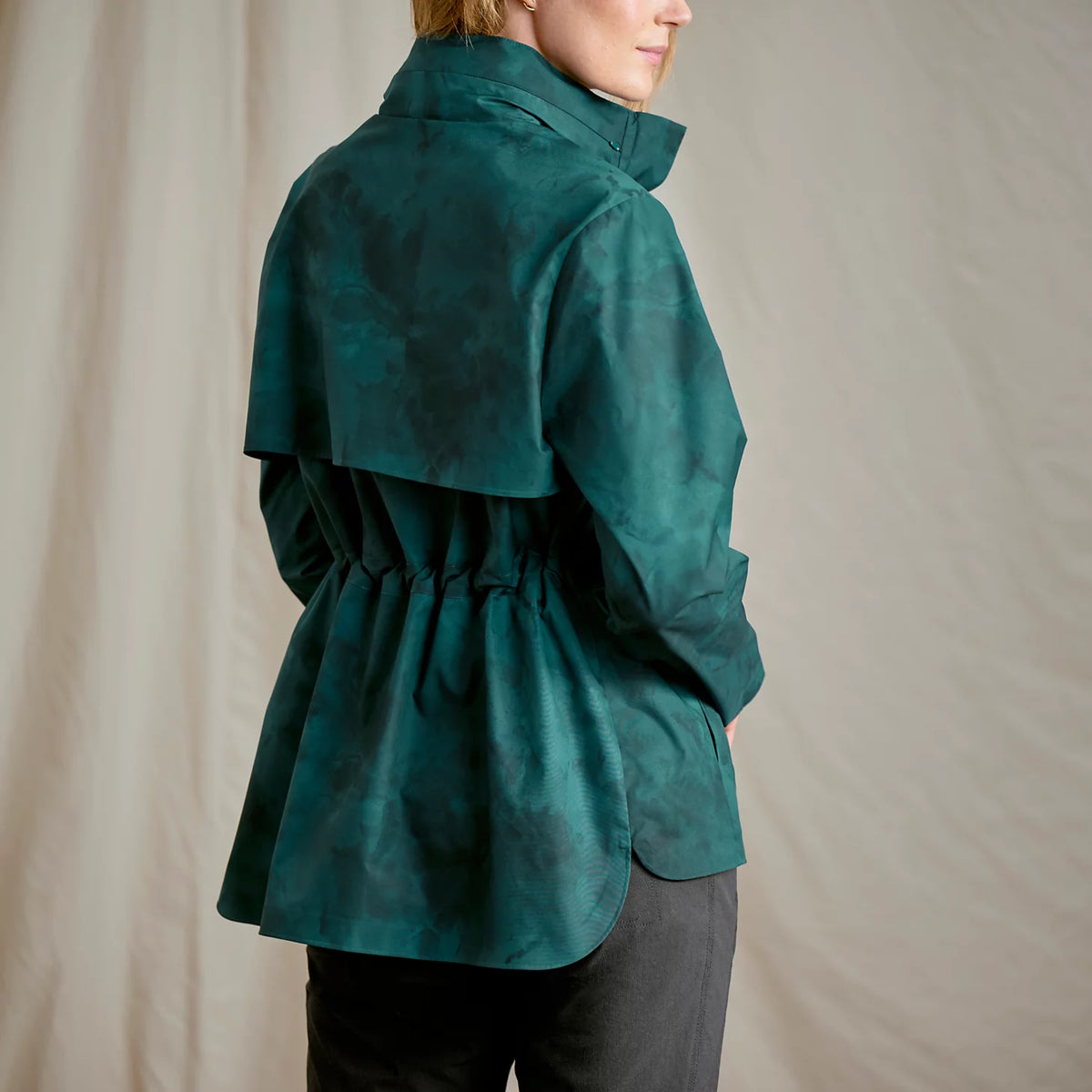 Orvis Customer Favorite | Women's Outbound Pack & Go Jacket