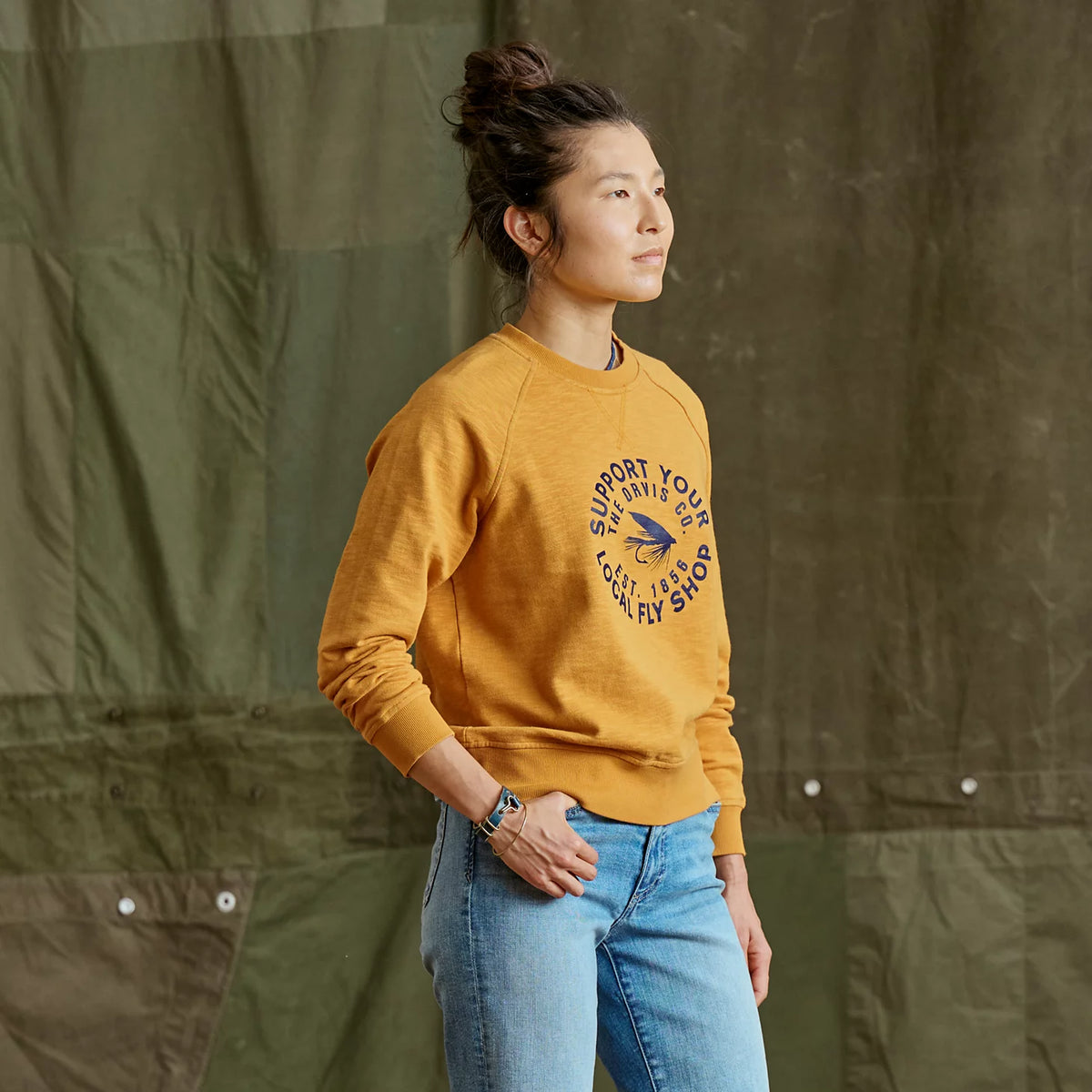 Orvis Everyday | Women's Montana Morning® Graphic Crewneck Sweatshirt