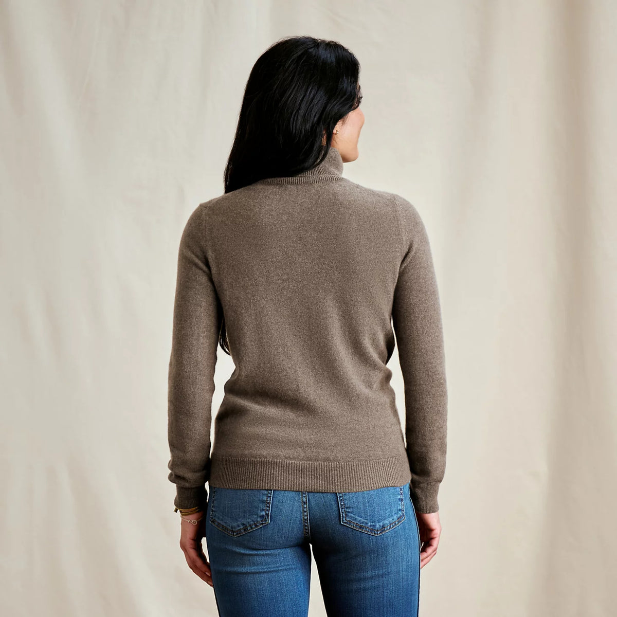 Orvis Value | Classic Cashmere Turtleneck