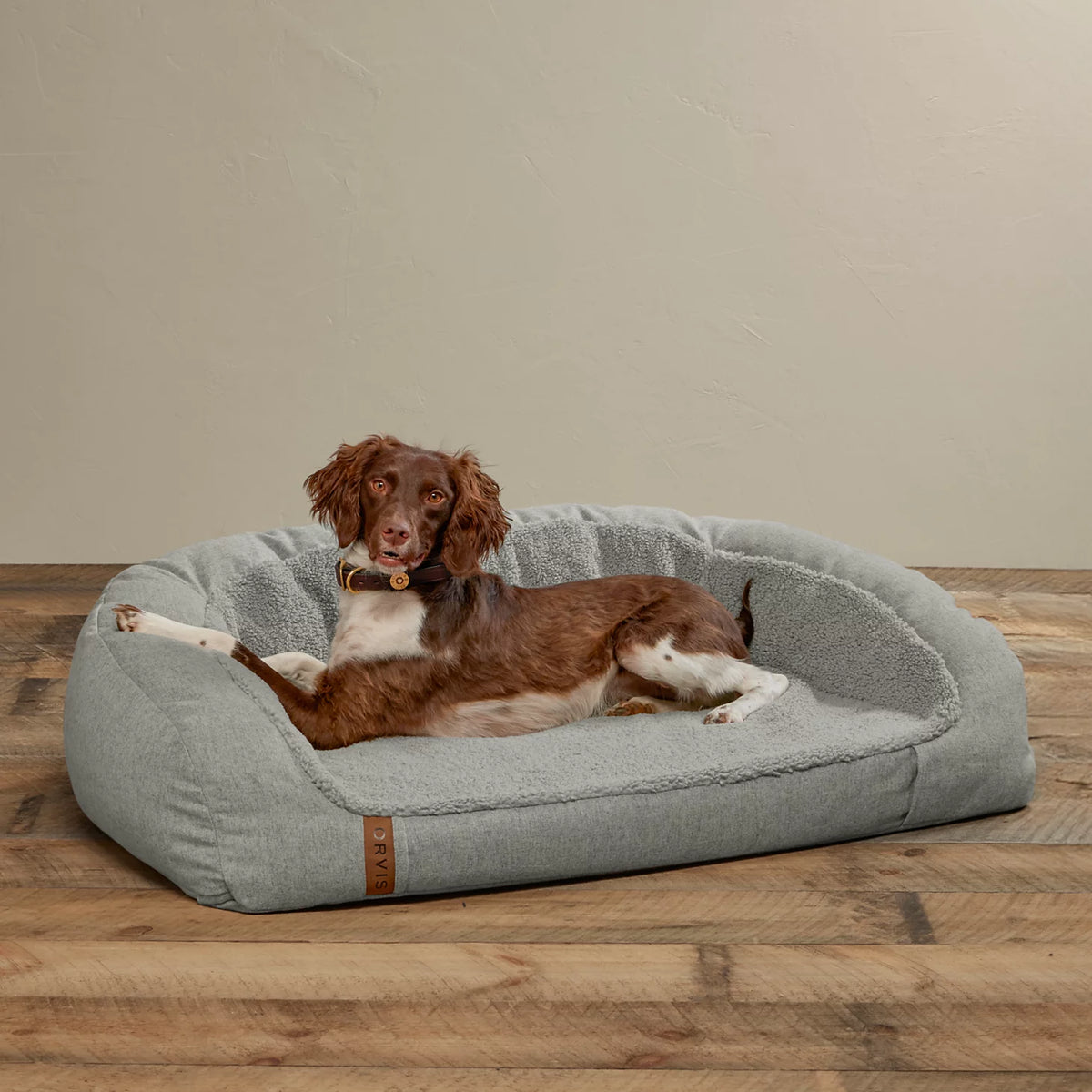 Orvis Hot Sale | FleeceLock® Memory Foam Couch Dog Bed